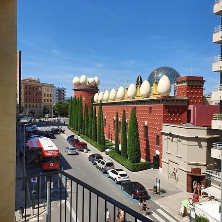 Apartamentos Enfrente Del Museo Dali Figueres  Exteriér fotografie
